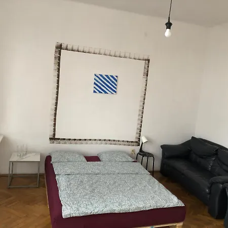 Pokoj 11a * Cracovia