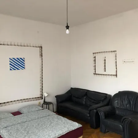 Pokoj 11a Apartmán *